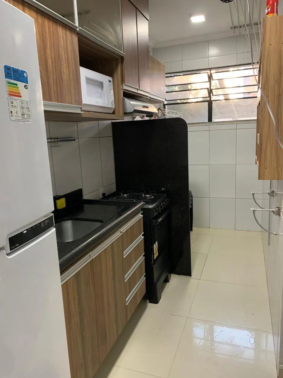 Alugo quarto para mulheres e homens gays  - Foto 2