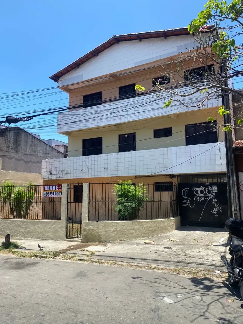 Prédio Residencial, Montese, 17 Aptos, 1 e 2 Qtos e Garagem, Próx. Av. Prof. Gomes de Mato - Foto 3