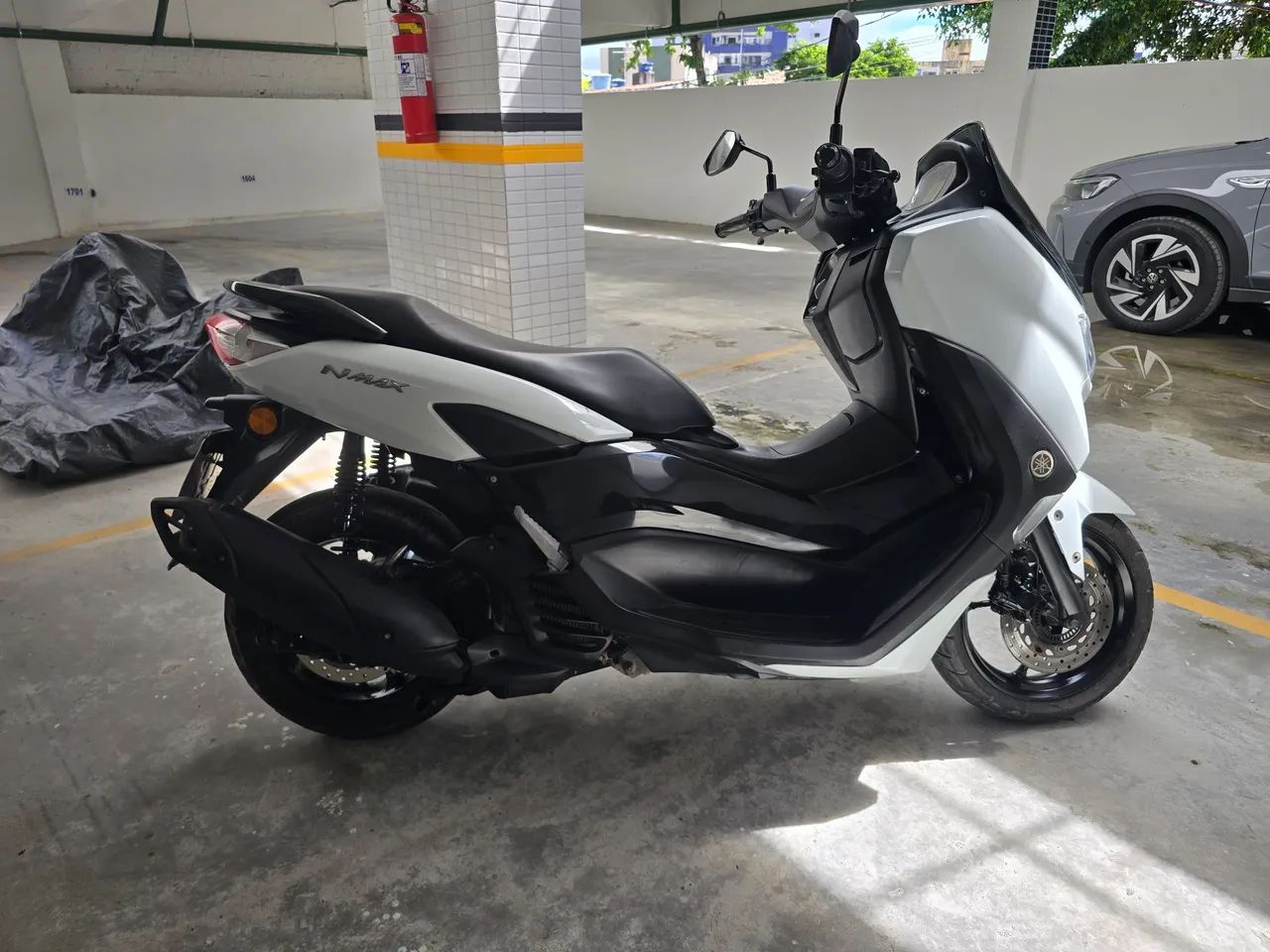 Nmax 2021, único dono