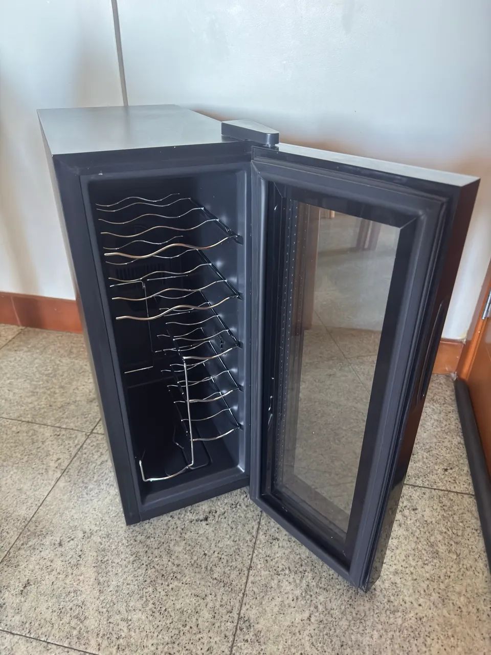 Adega Philco PH12E - 12 Garrafas