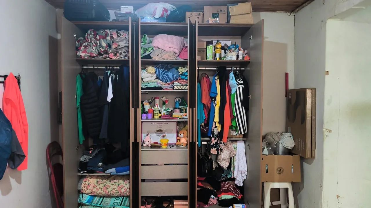 Guarda roupa semi novo  - Foto 3