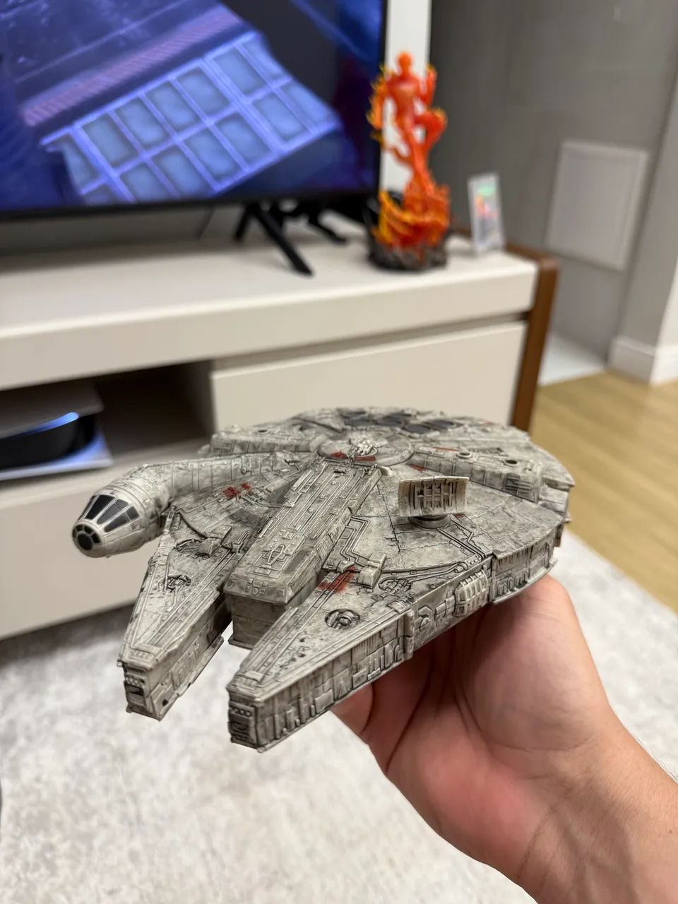 Millenium Falcon custom