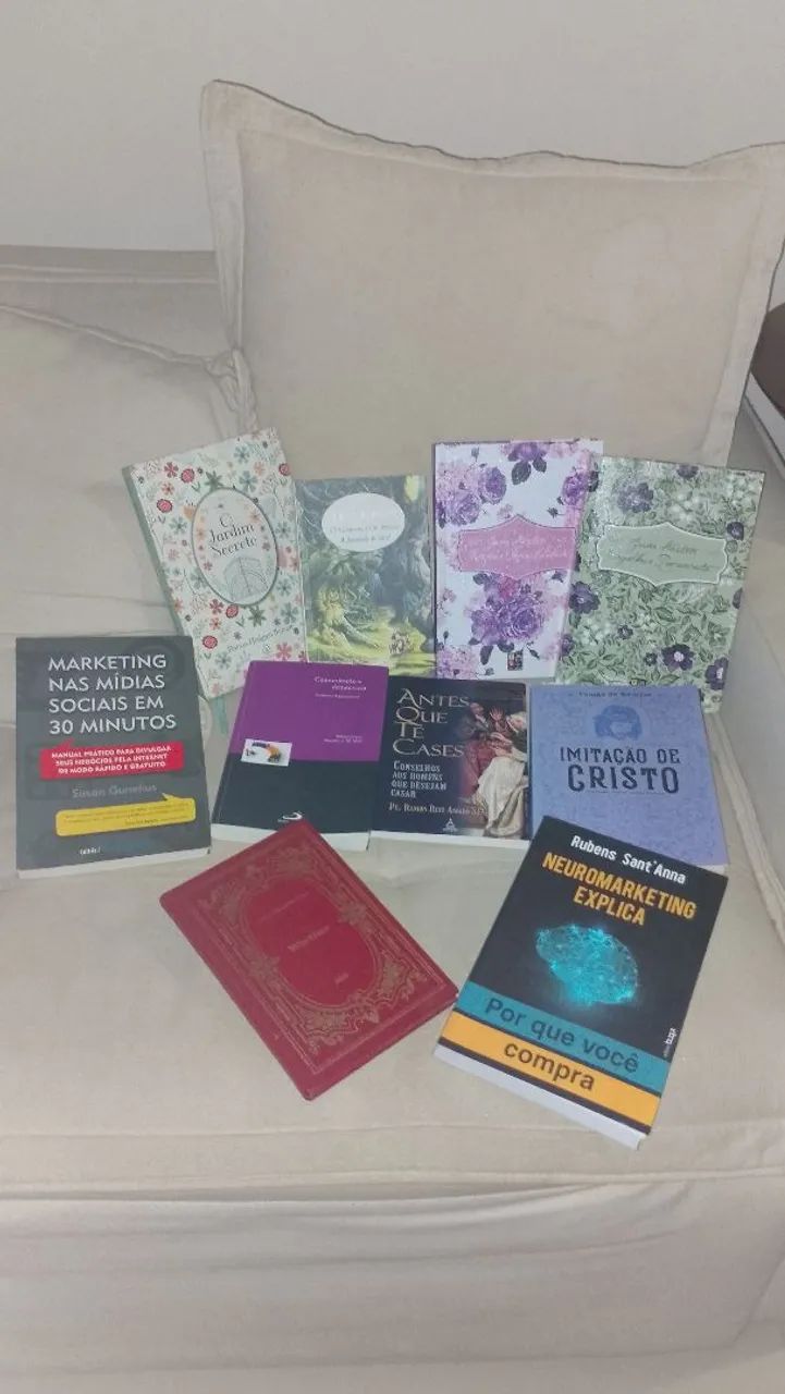 Livros diversos  - Foto 3