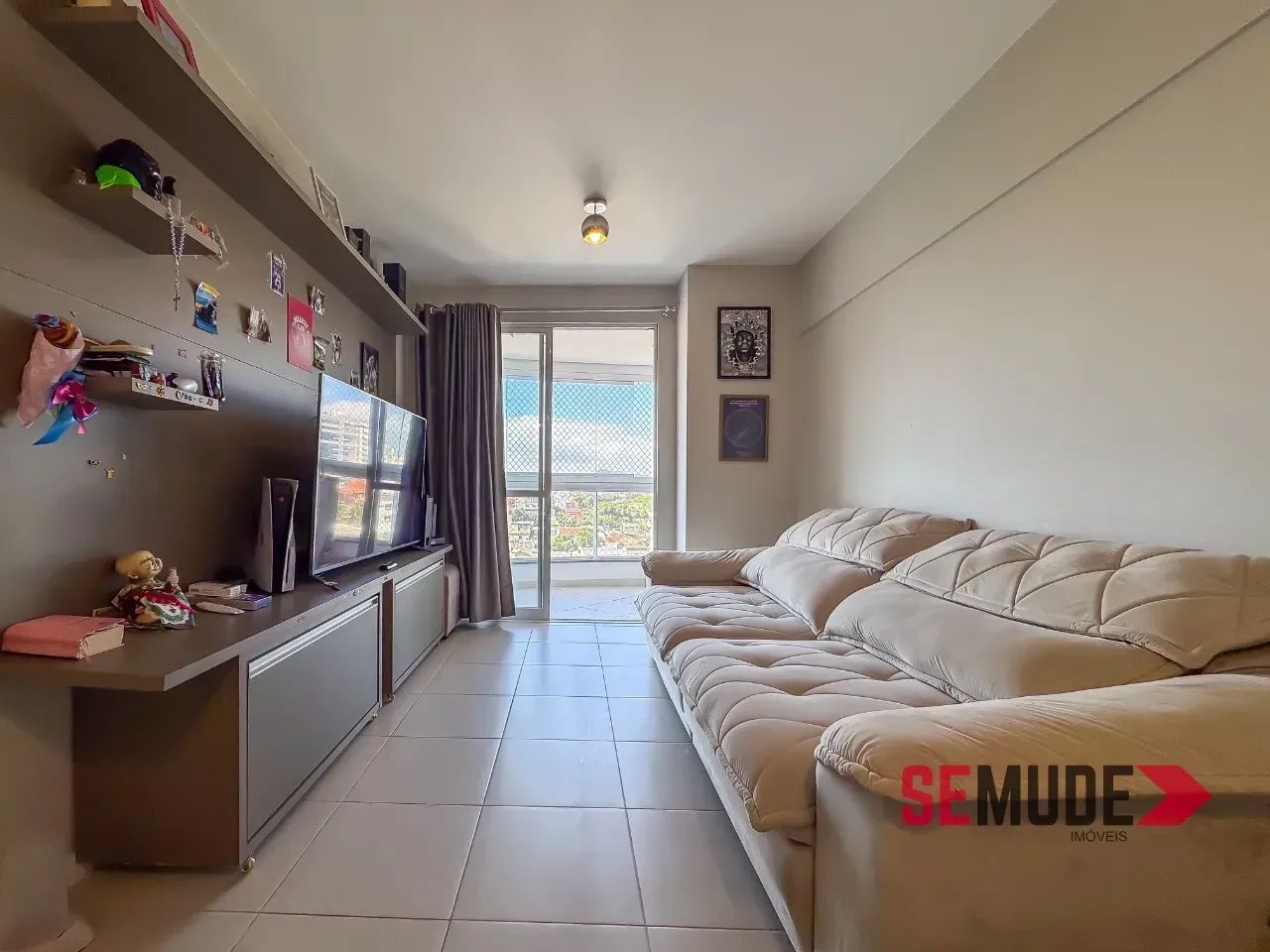 Apartamento mobiliado 2 dormitórios em Barreiros - Foto 2