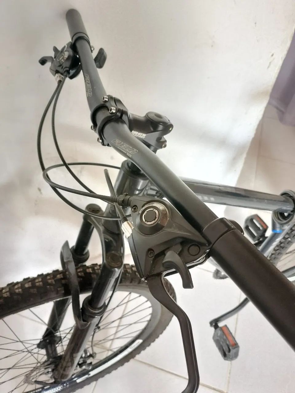 Bicicleta First aro 29 - Foto 4