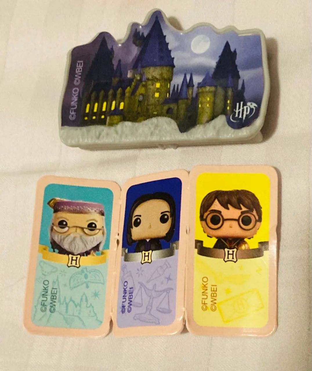 Hogwarts - Acessório Kinder Joy - Foto 2