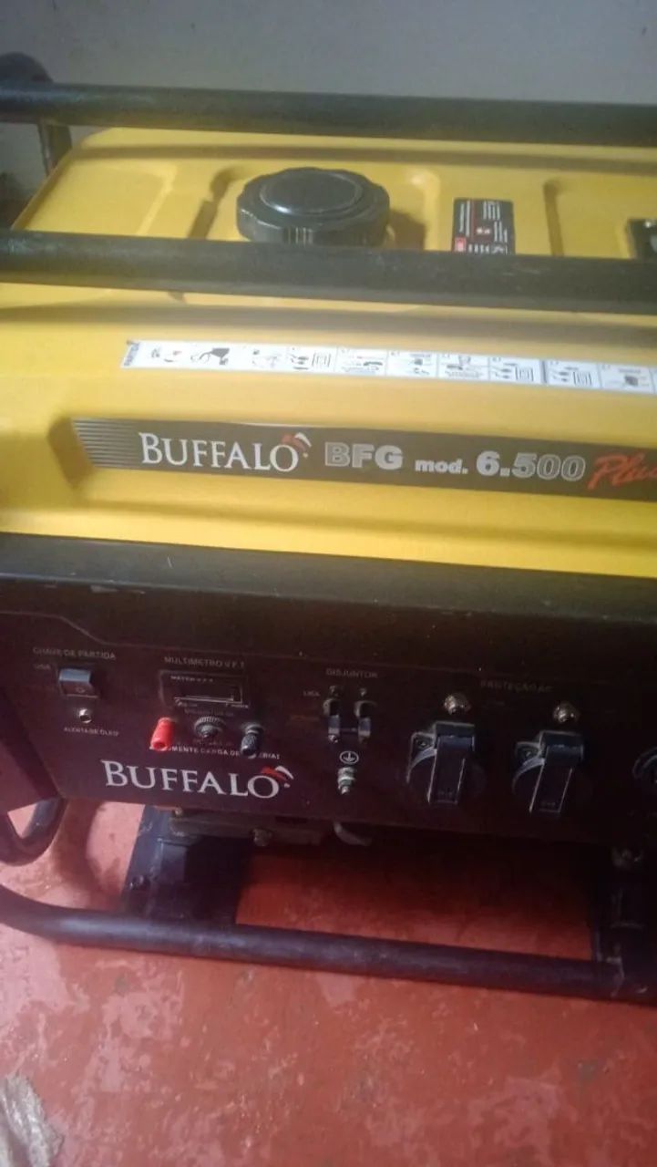 Vendo um gerador valor 5,000