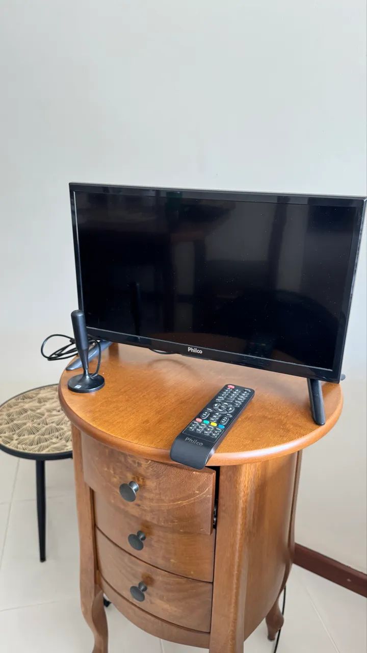 TV Philco, 20 polegadas, LED 