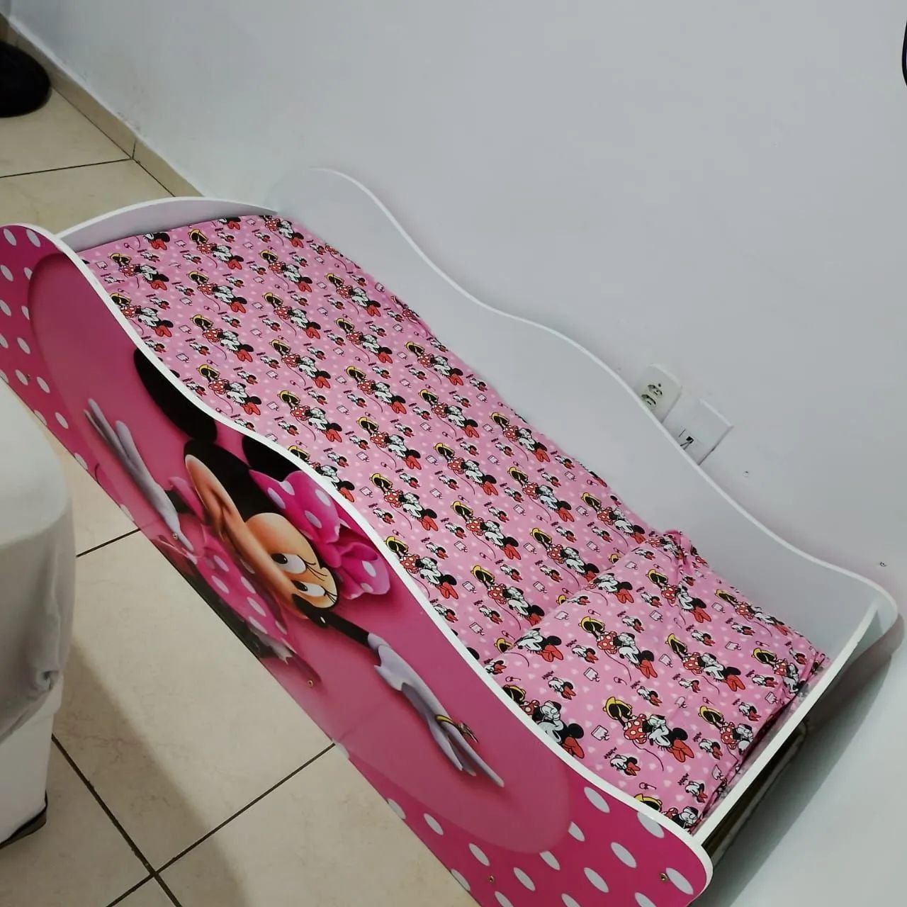 Cama infantil Minnie Rosa com colchão - Foto 3