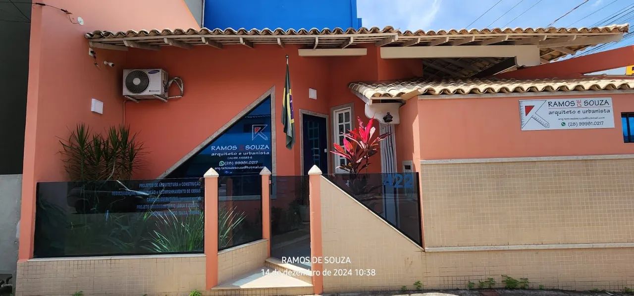 Bela casa à venda.