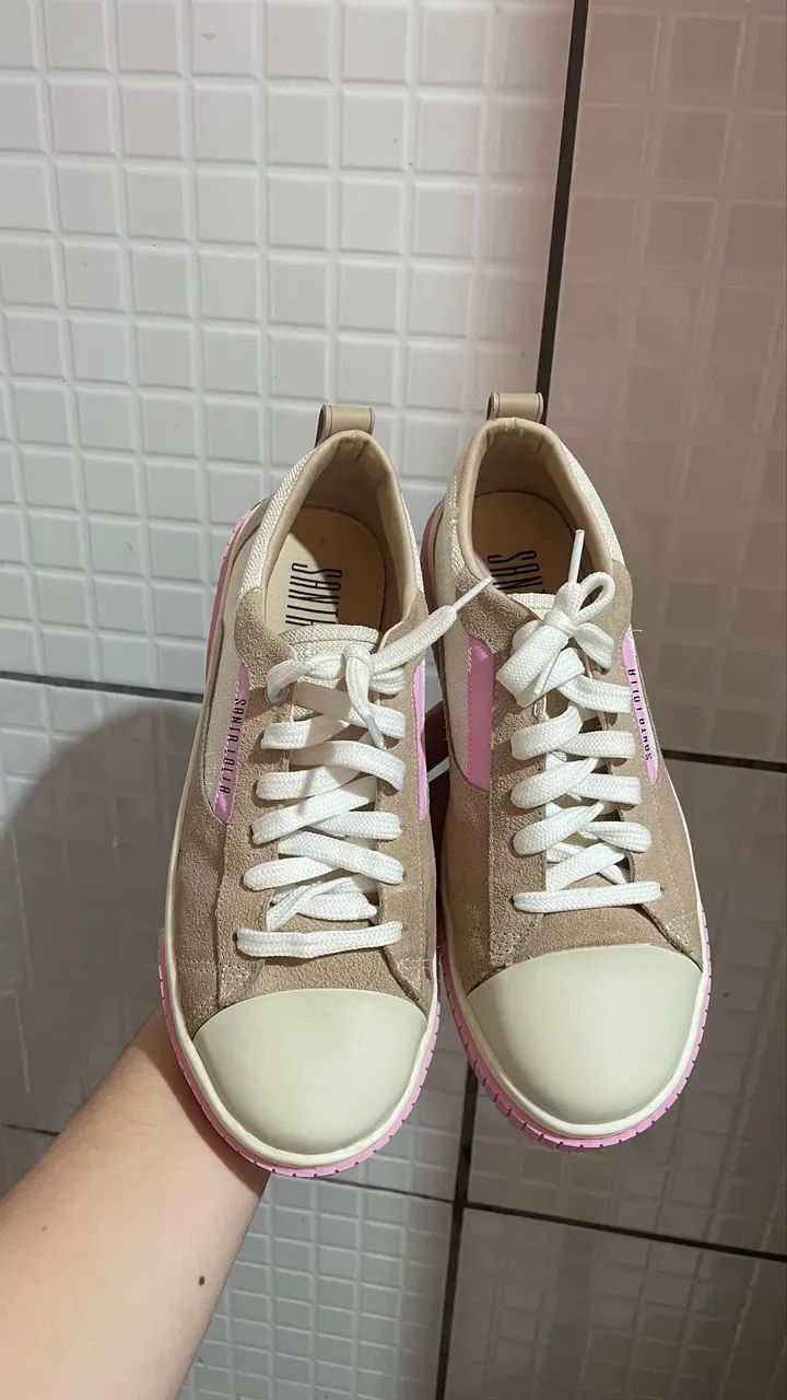 Tênis Novinho Santa Lolla bege e rosa 38