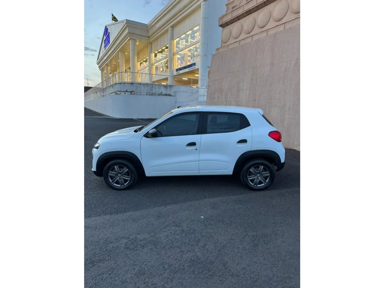 Renault Kwid 1.0 Zen 2024 - Foto 4