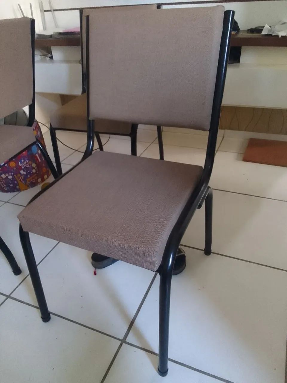 Vendo 4 cadeiras  - Foto 5