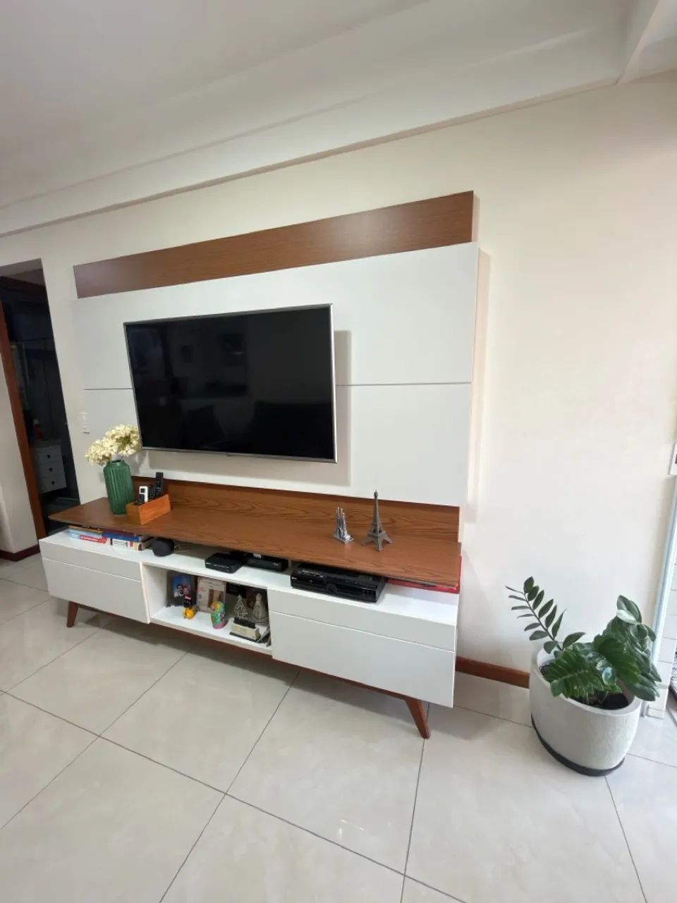 Rack com painel da Móveis Conquista - Foto 2