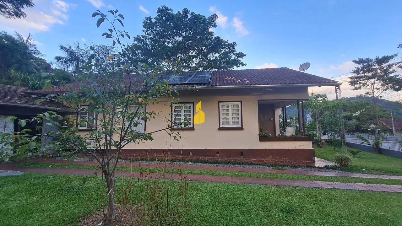 Casa com potencial comercial em Timbó-SC - Foto 3