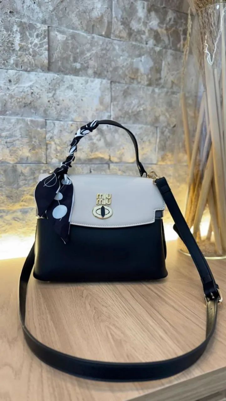 Bolsa Estilo MiuMiu Importada - Moderna, Elegante e Versátil - Foto 4