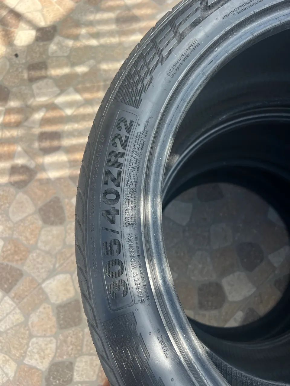 Pneus 305/40 aro 22 - Foto 3