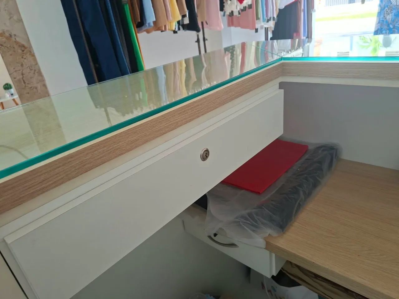 Balcão de MDF / Vidro - Foto 4