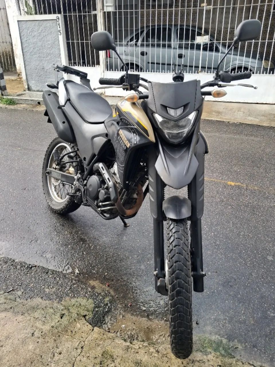 Lander 2023 - Bem conservada