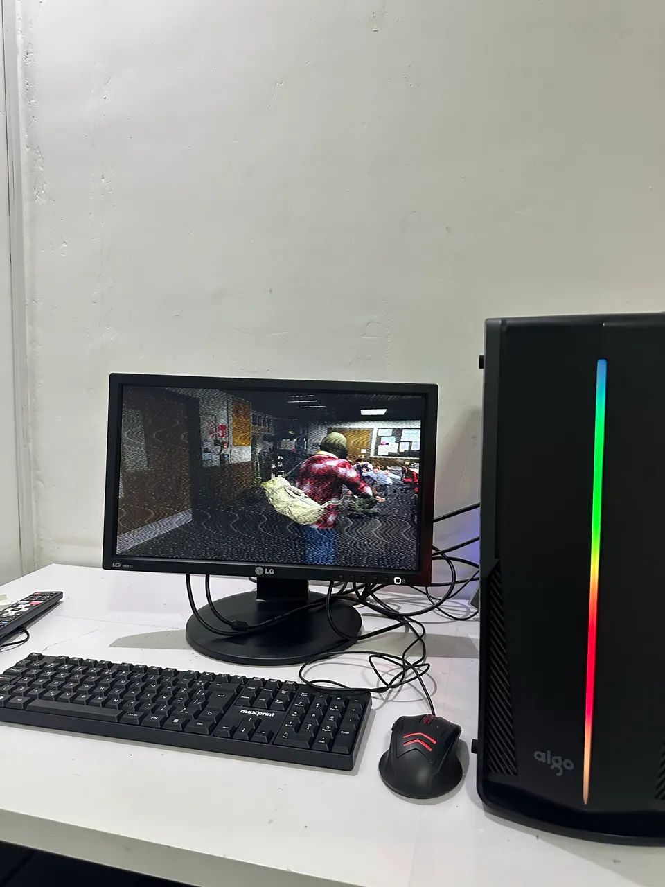 Pc Gamer Amd 7300, Radeon 8470 com Jogos - Foto 2