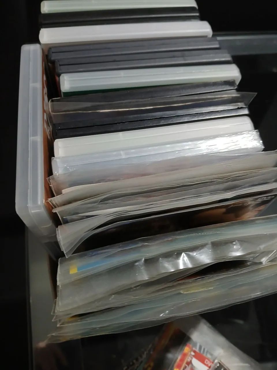 Lote de DVD's (+ de 60 títulos) - Foto 2