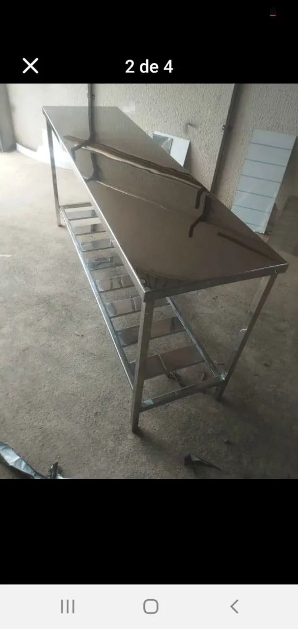 Mesa totalmente em aço inox 