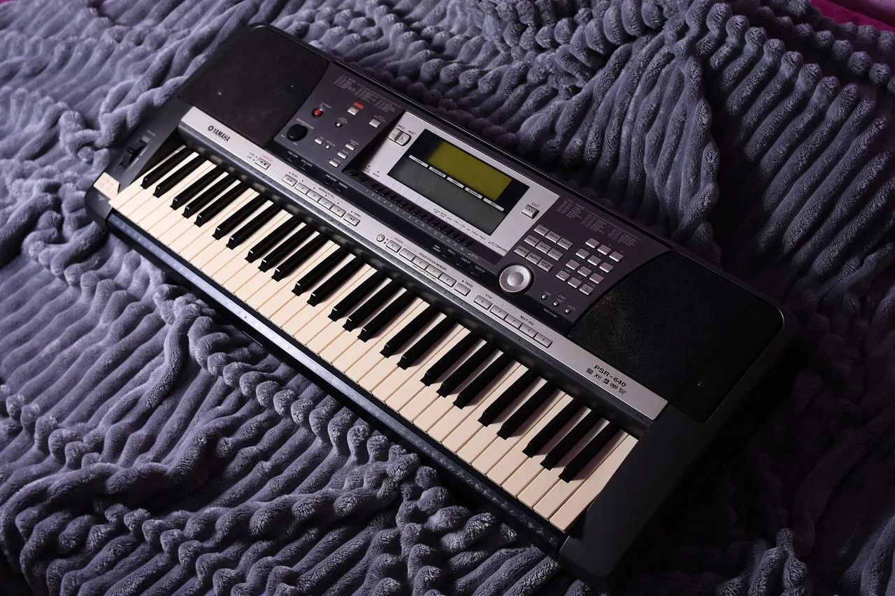 Yamaha PSR-640 - Foto 2