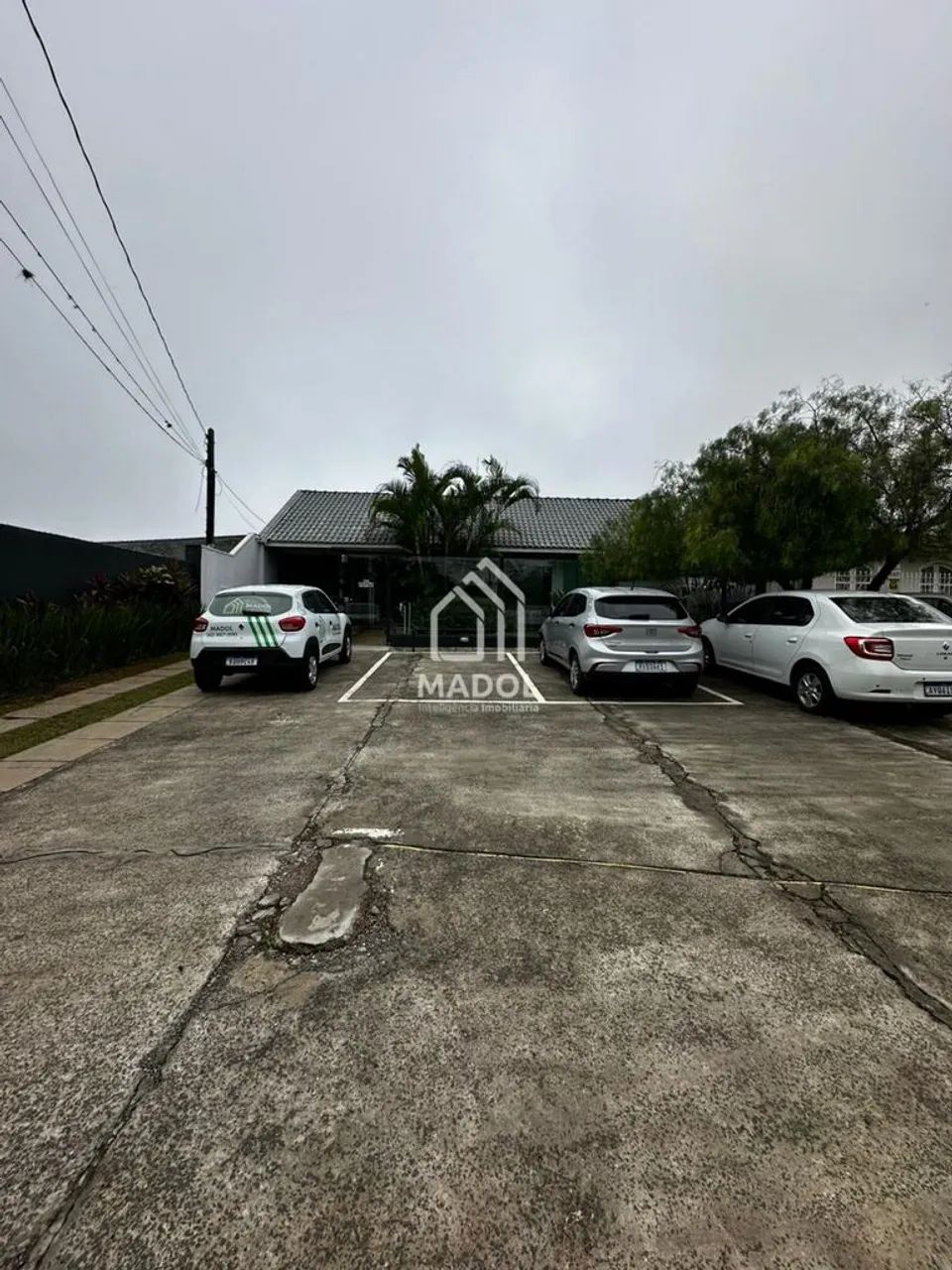 SALA COMERCIAL PARA LOCAÇÃO NA VILA ESTRELA!