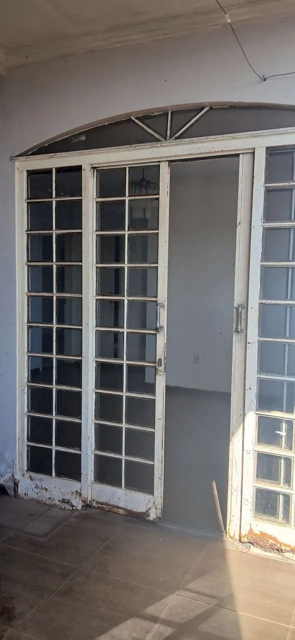 Casa ,no andar de cima , espaçosa,  - Foto 2