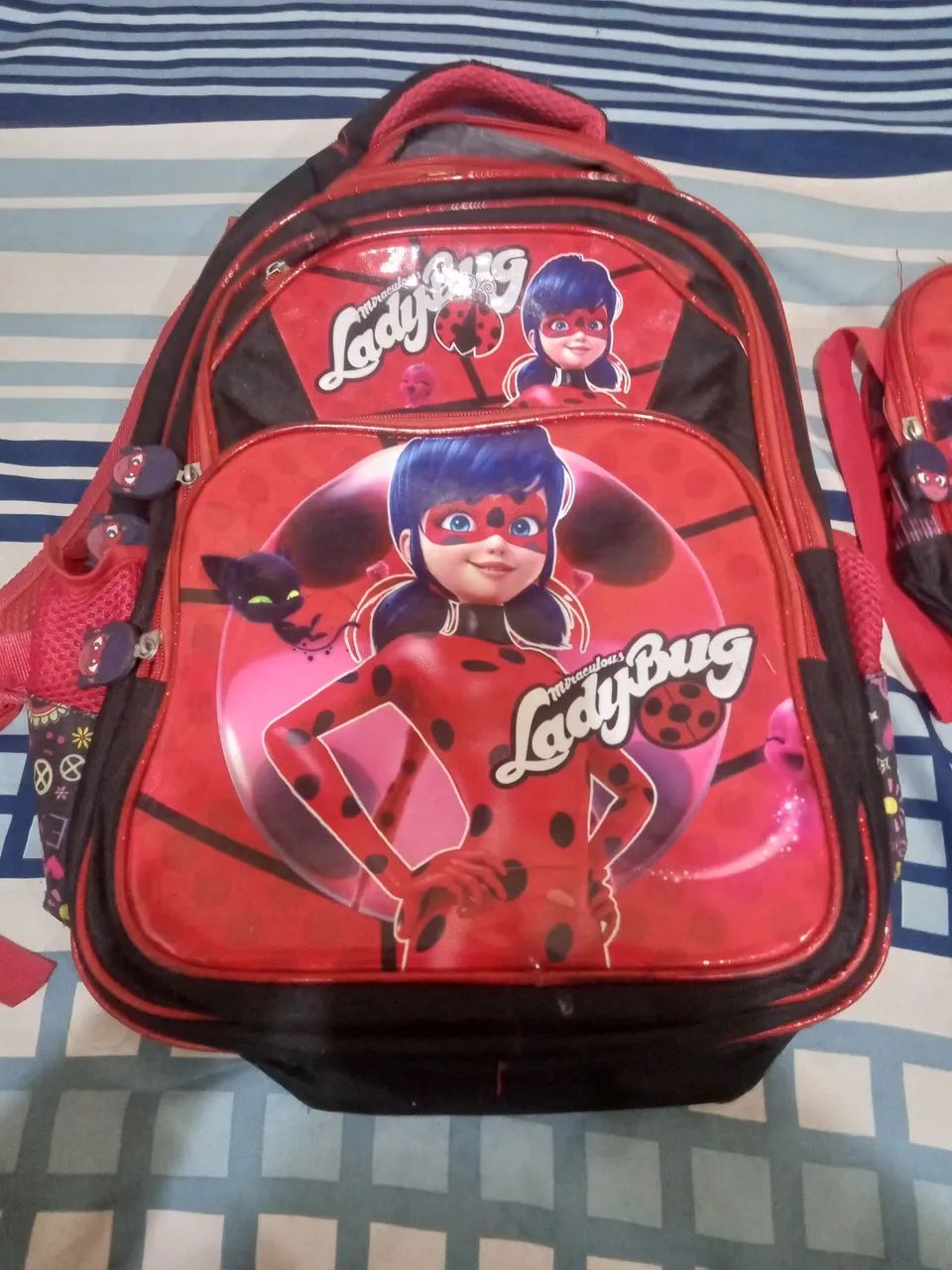 mochila da Ladybug infantil  - Foto 4