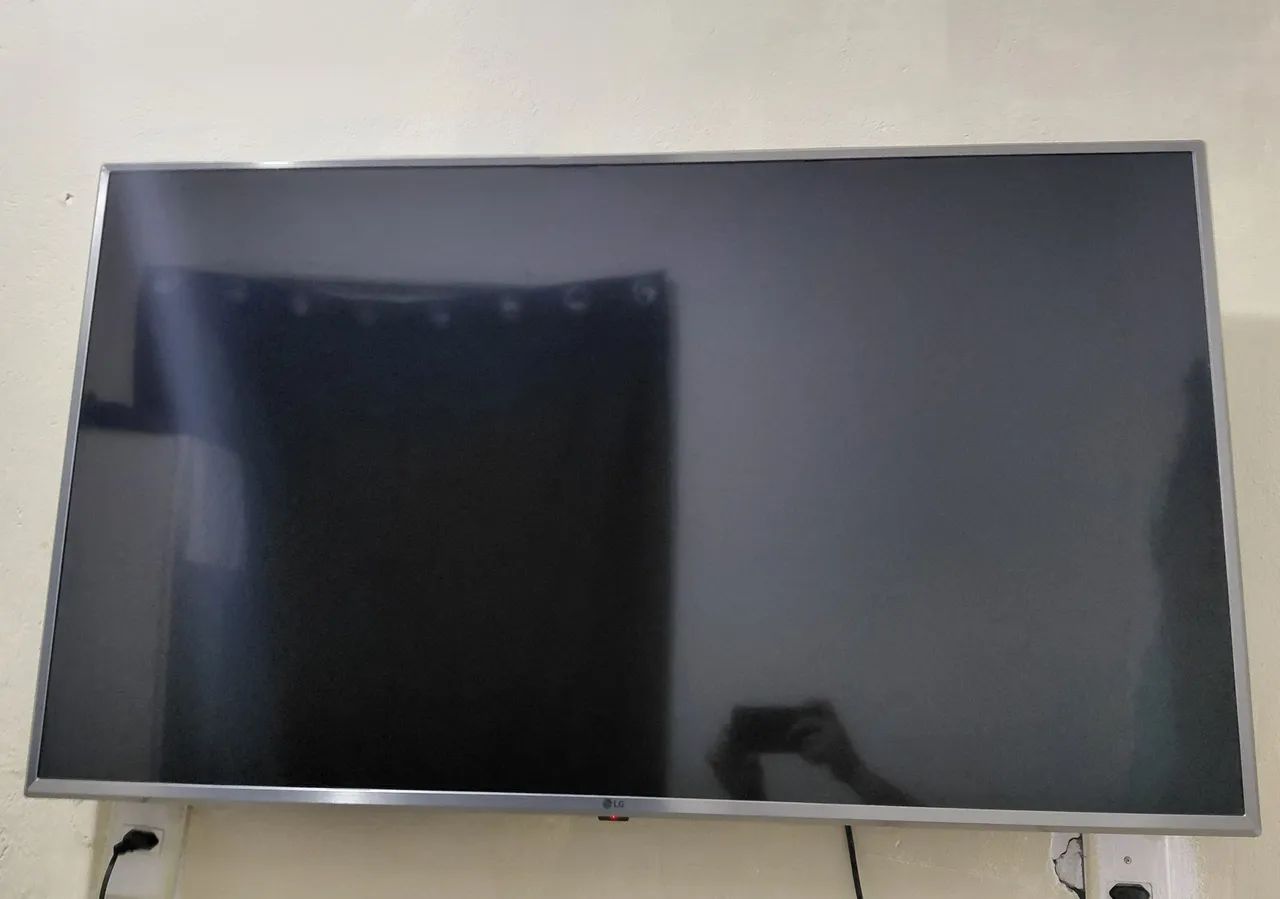 Tv LG 50 polegadas 4k muito boa pro seu dia a dia