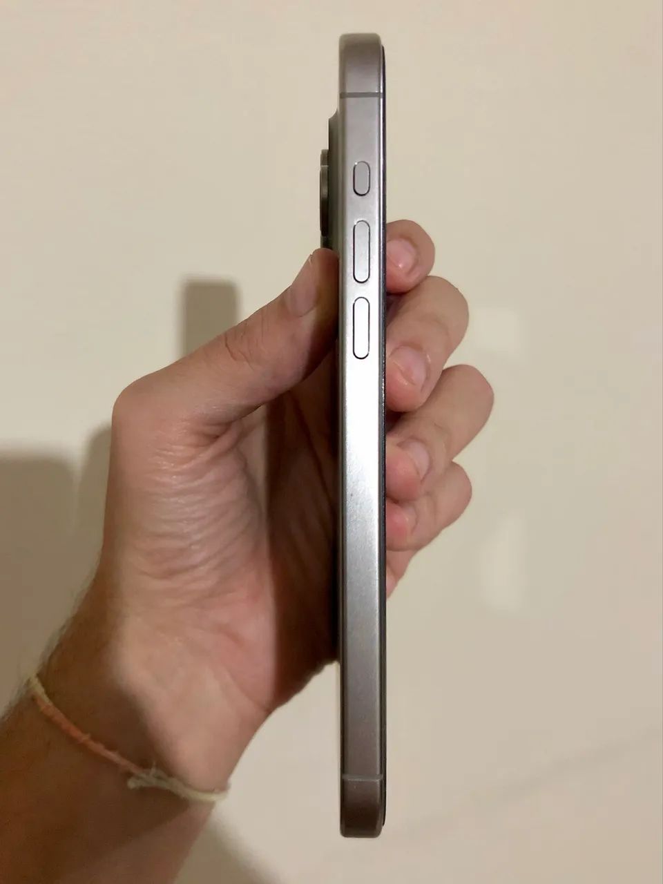 iPhone 15 Pro Max 256 GB Titânio Natural em excelente estado  - Foto 4