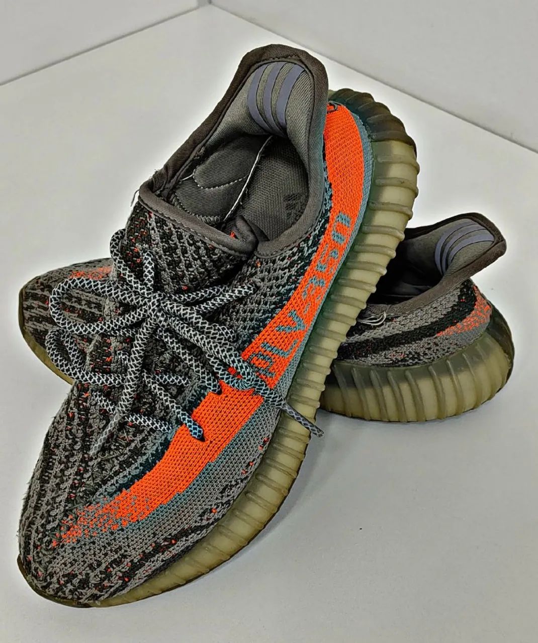 Tênis Yezzy Boost Adidas 39