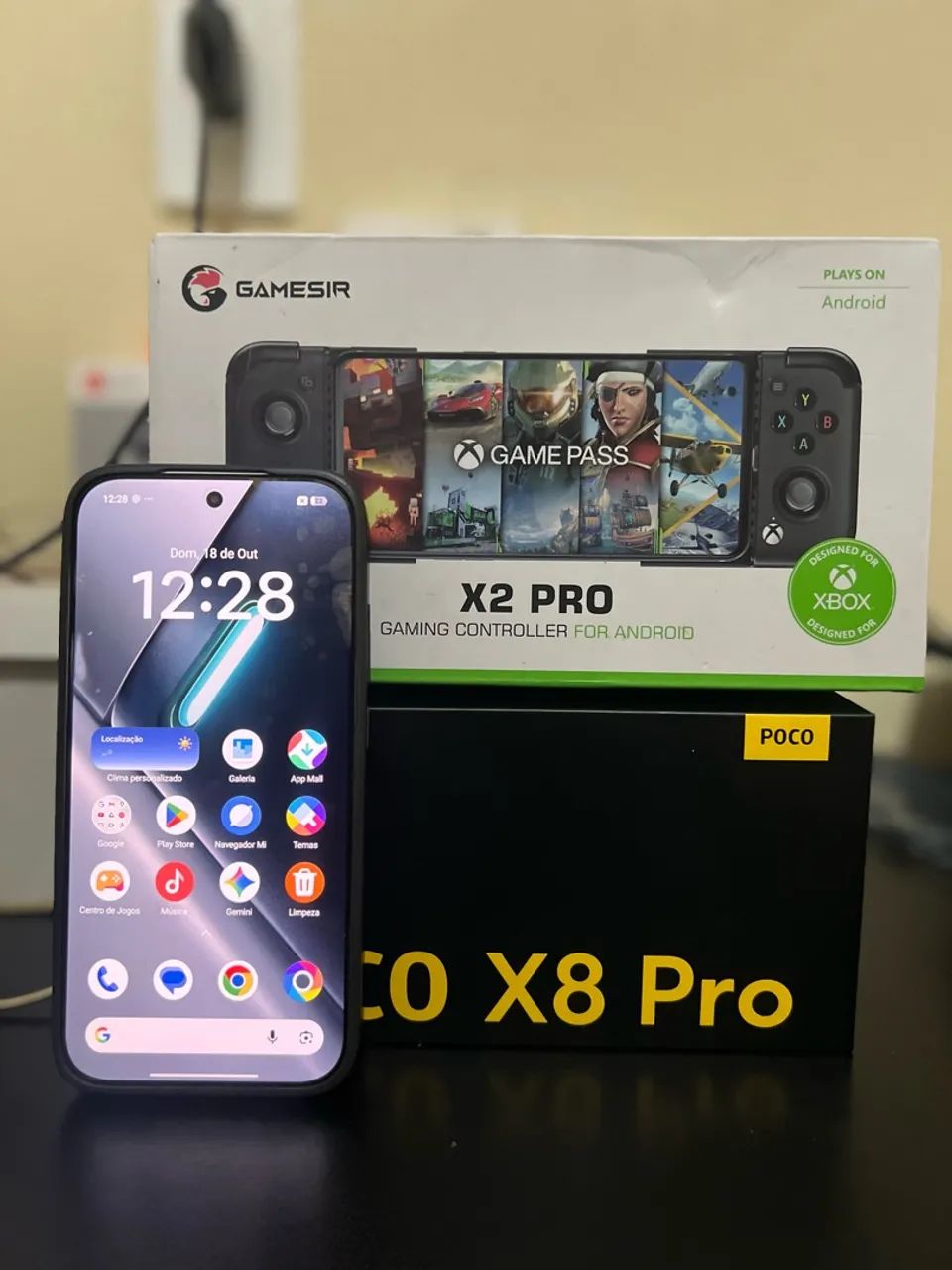 Poço x8 pro + controle gamesir