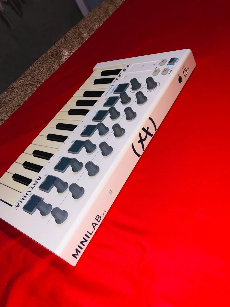 Vendo arturia mini lab mkII