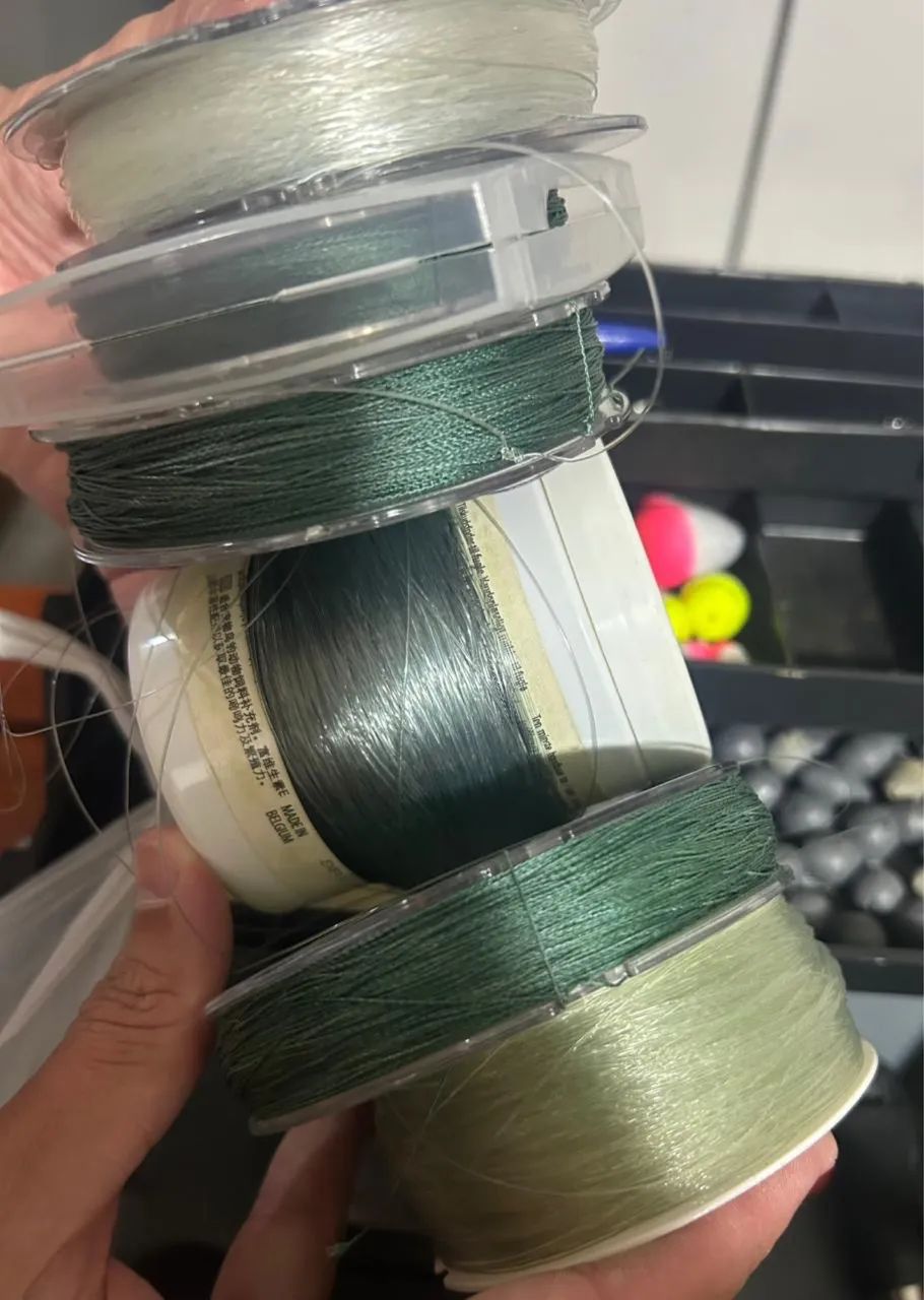 Caixa de pesca completa, diversos itens - Foto 3