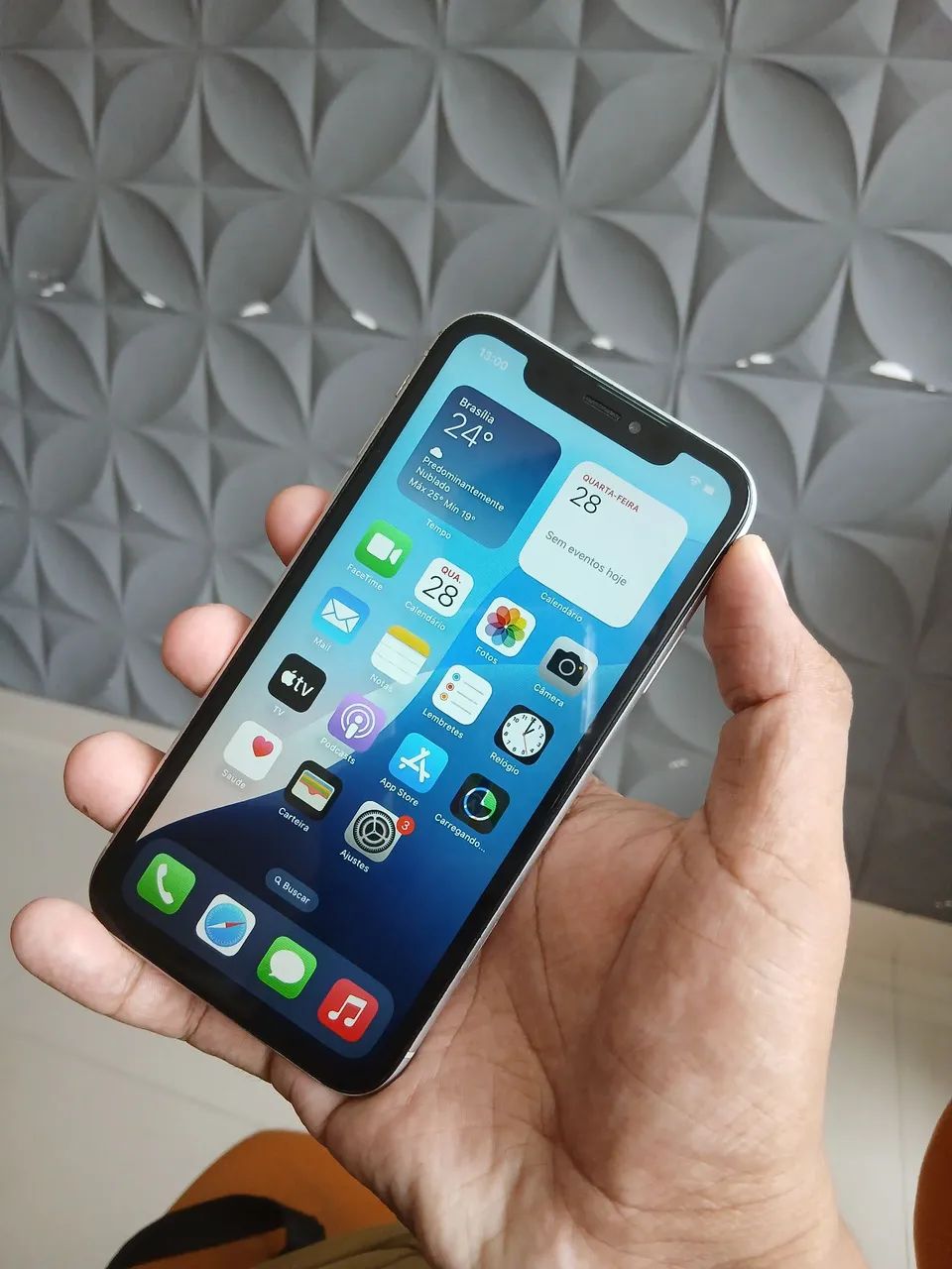 IPHONE  XR PERFEITO LINDO  TROCO  - Foto 4