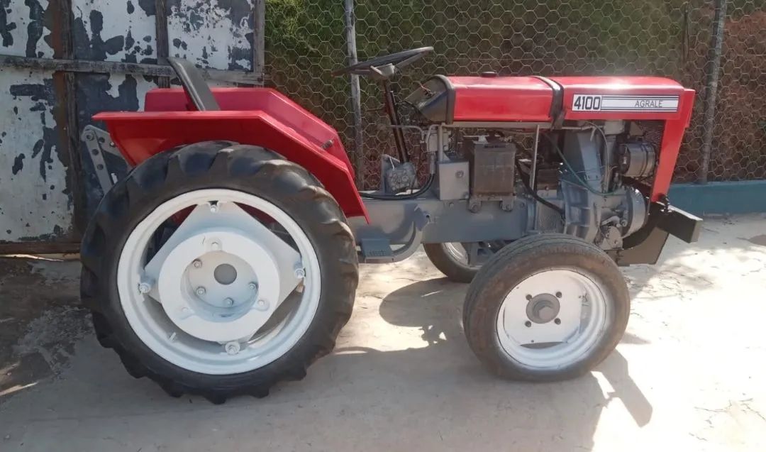 Trator Agrale 4100 - Foto 2