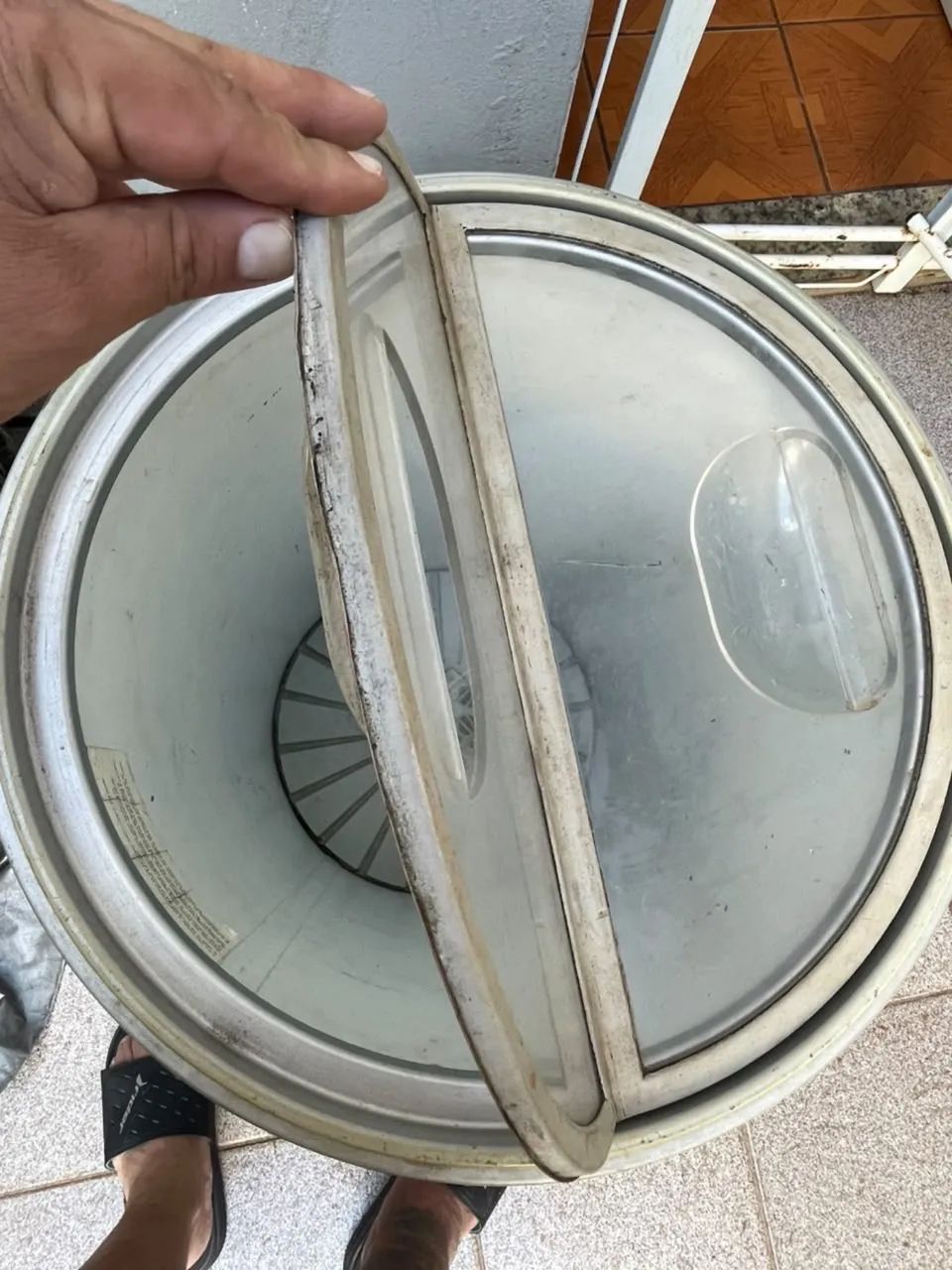 Vendo cooler da Red Bull  - Foto 3