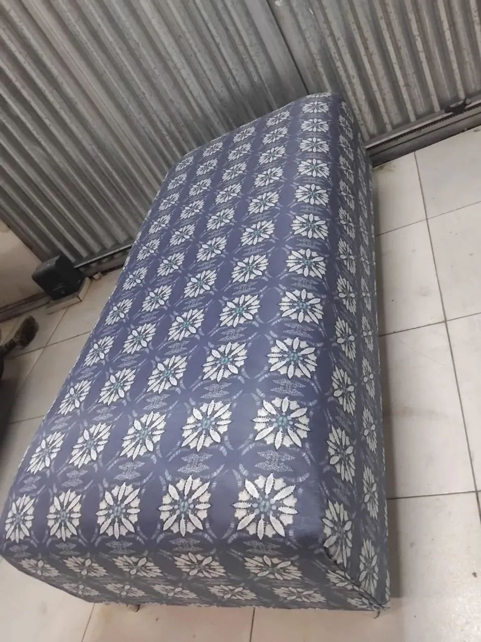 Vende-se cama box solteiro  - Foto 2