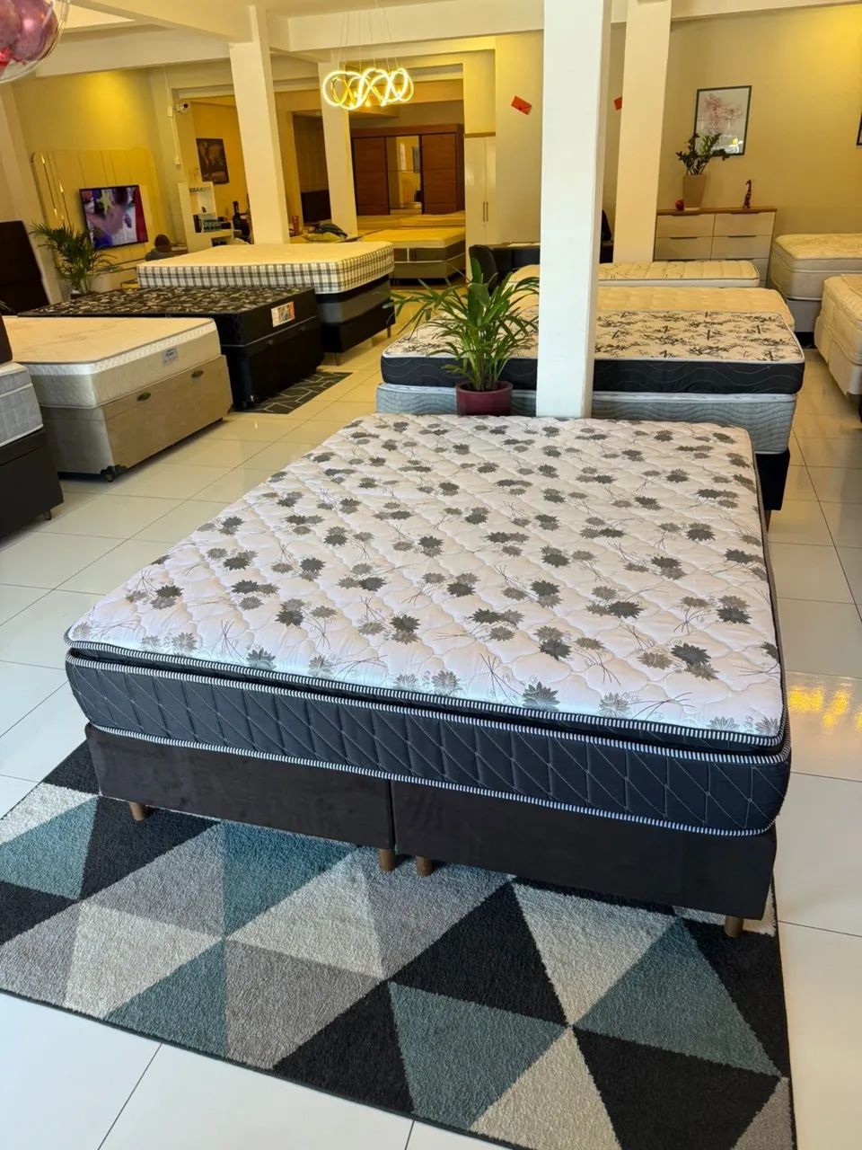 Cama Queen Com colchão PROBEL SEMINOVA - Entrego!  - Foto 2