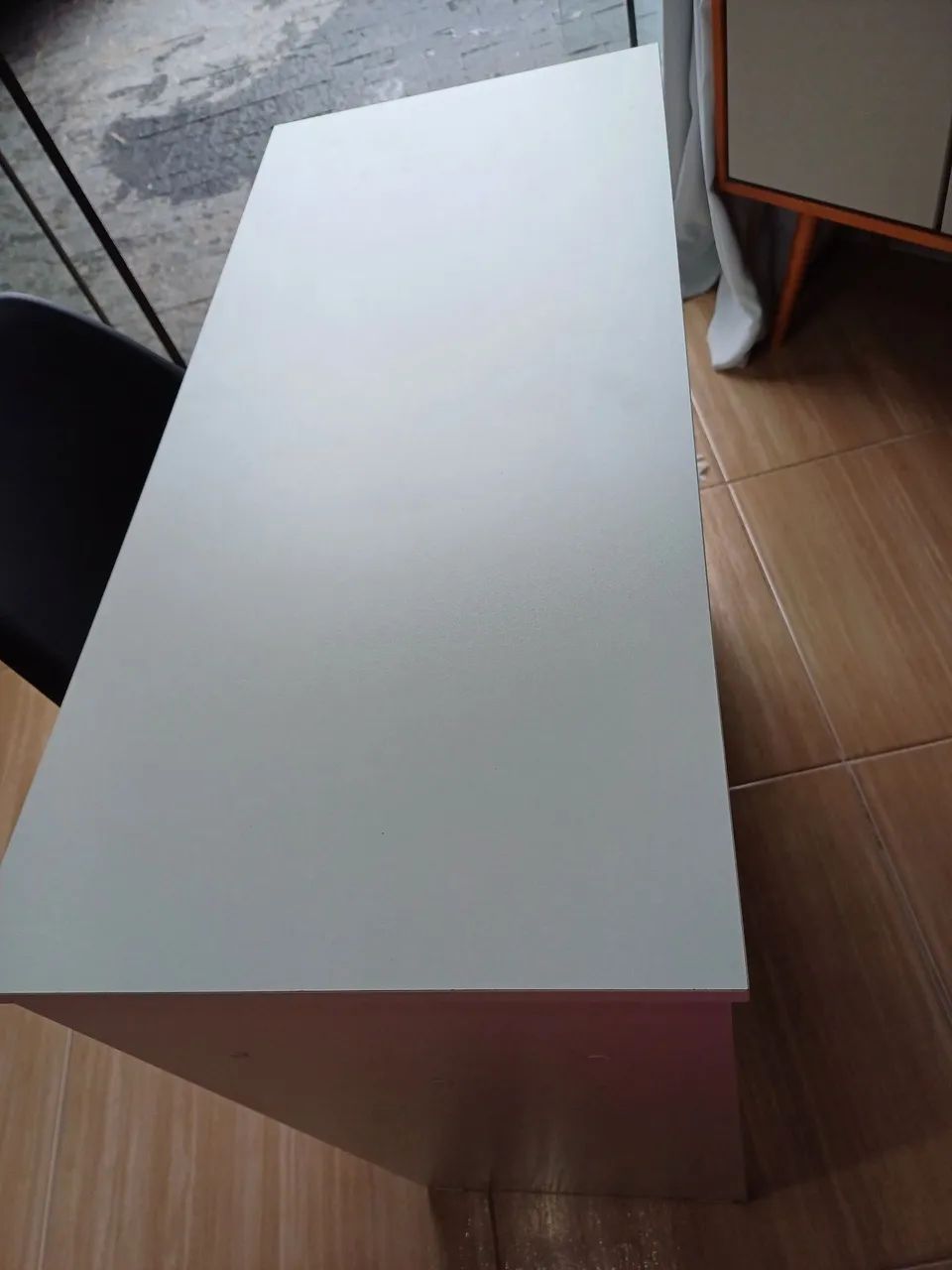 Vendo escrivaninha com cadeira - Foto 3