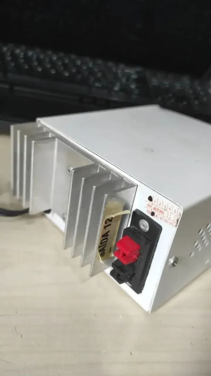 Fonte Chaveada e Estabilizada Frelux 12V - 5A - Bivolt - Foto 5