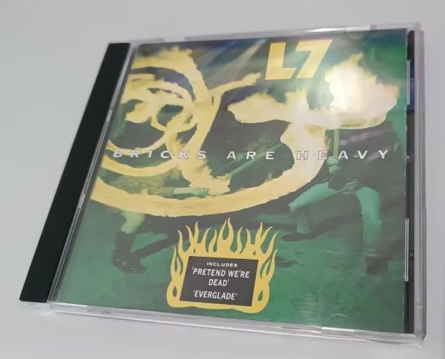 CD - L7 - Bricks Are Heavy - Edição Japonesa - Raro - Usado