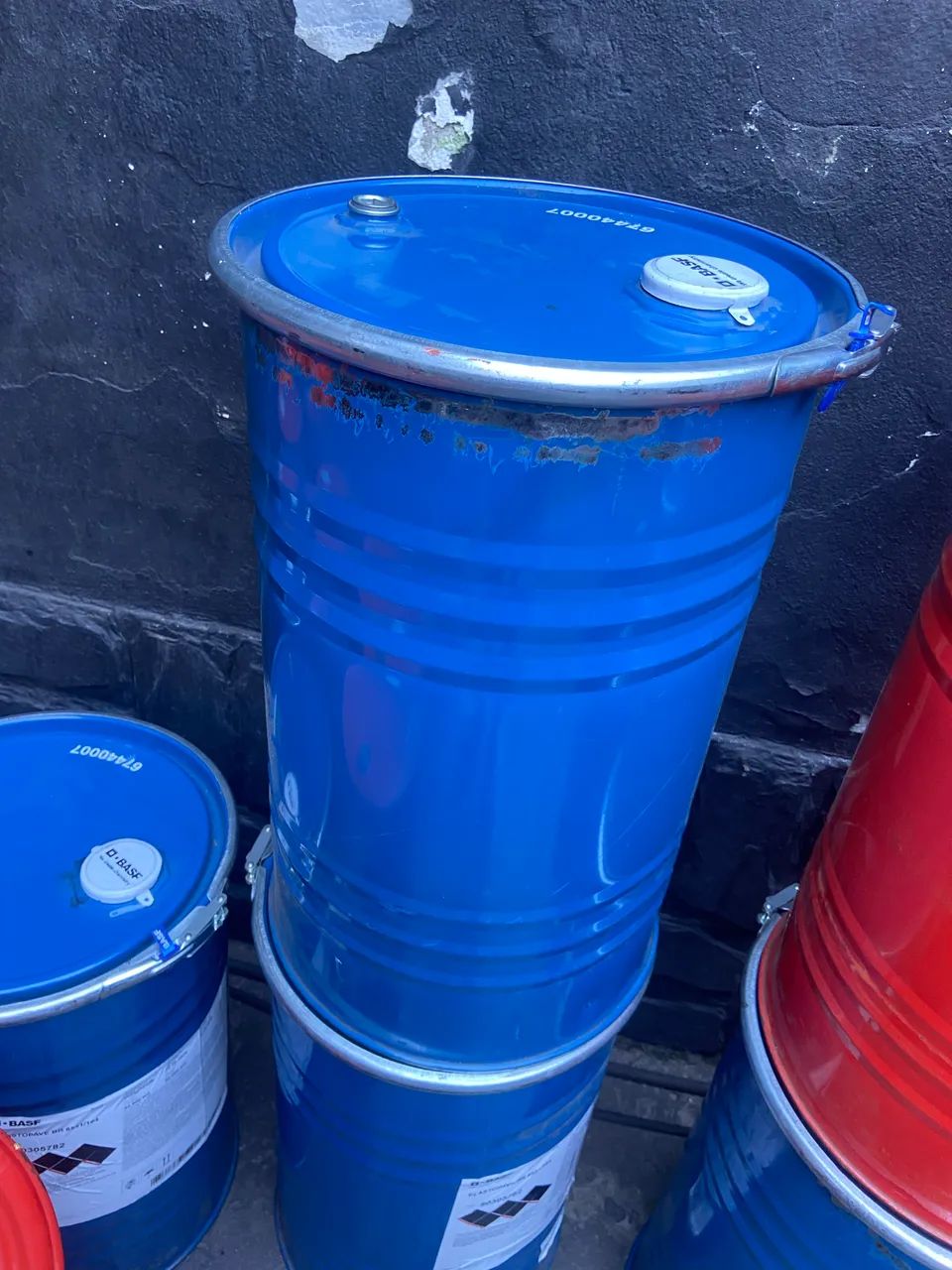 Vendo tambor de metal 50l  - Foto 3