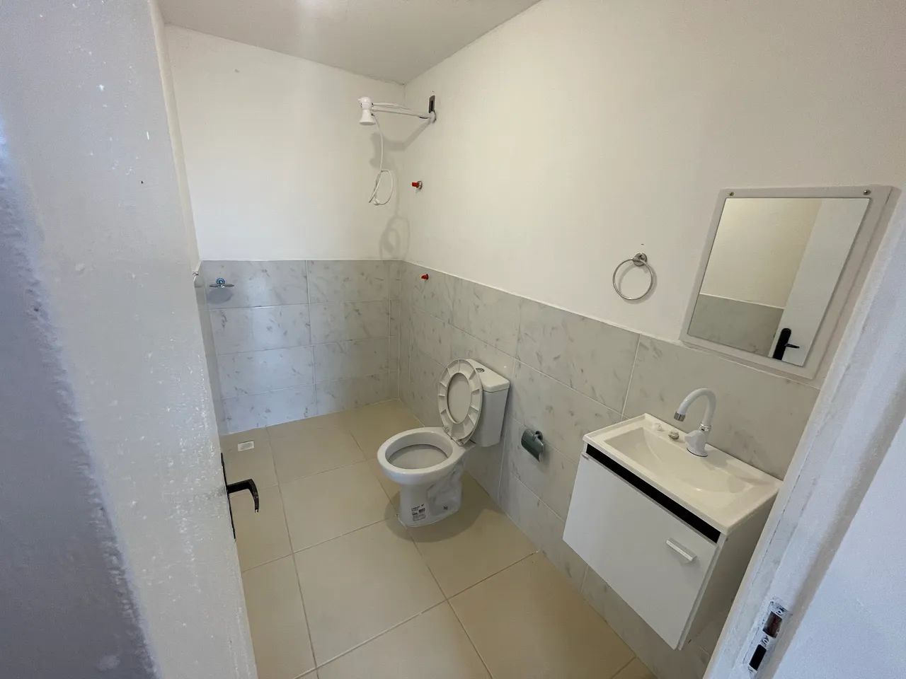 Alugo apartamento 