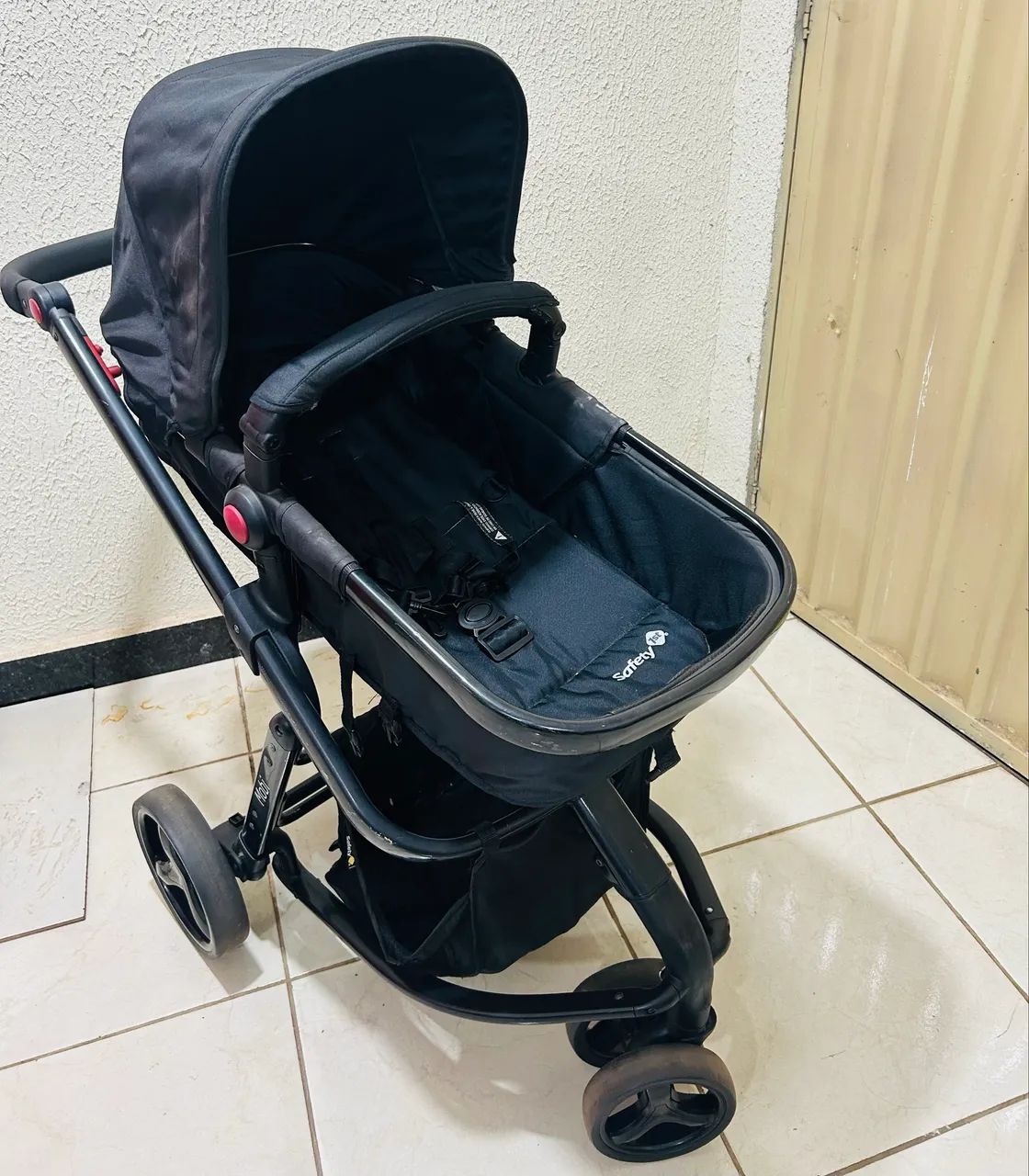 Carrinho de bebê  e bebê conforto  - Foto 5