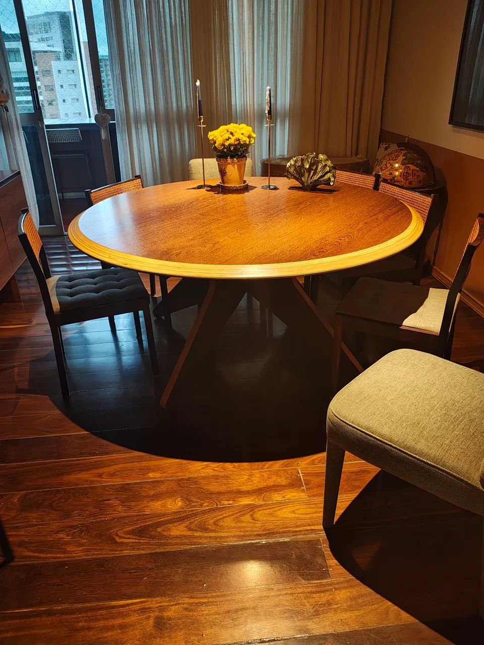 Mesa de jantar Eclipse do designer Paulo Alves. - Foto 2