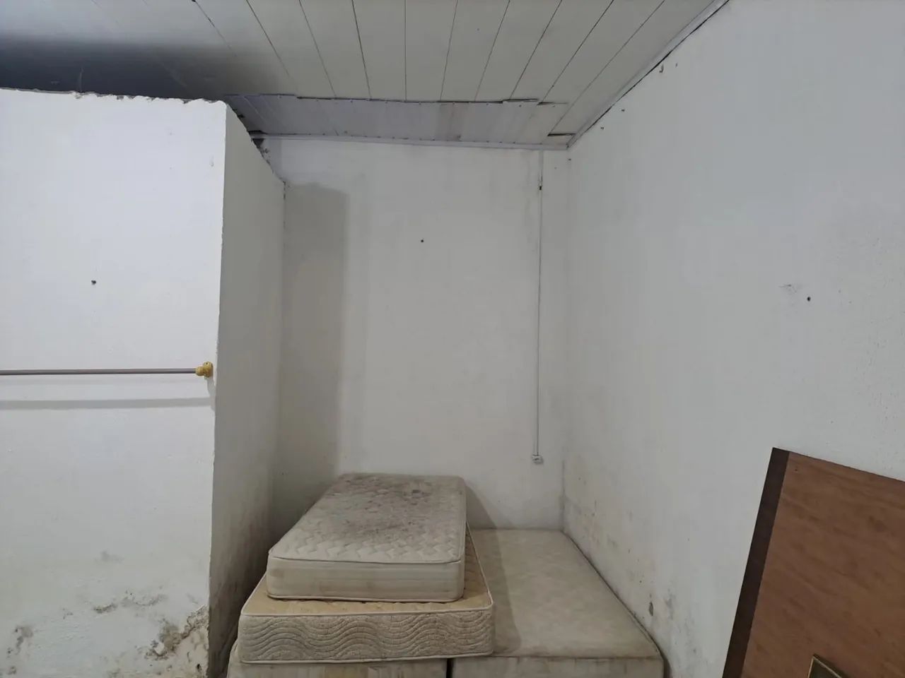 Quarto banheiro dentro com quintal  - Foto 2