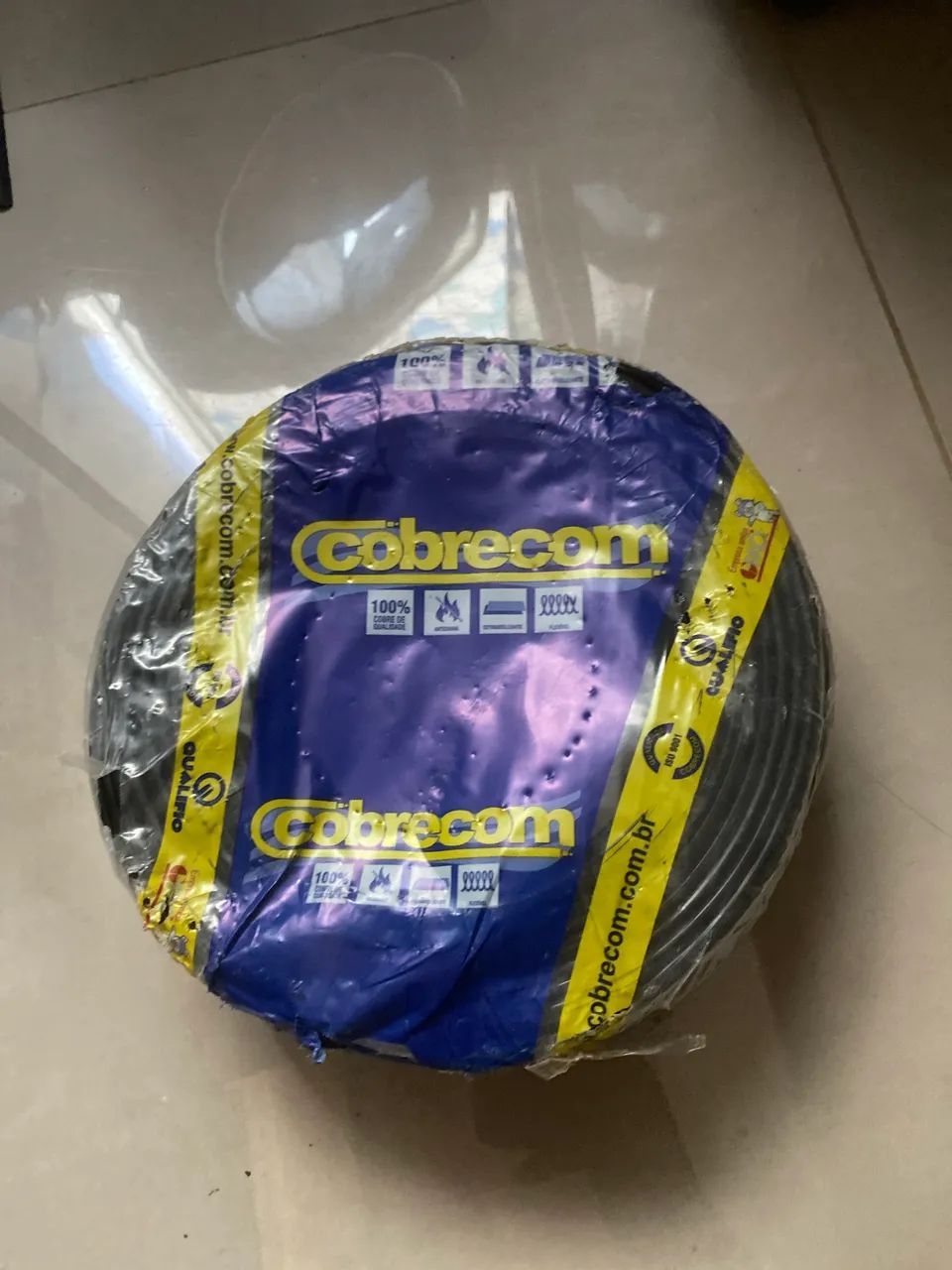 Rolo de fio cobrecom 4mm bairro Guaianáses 